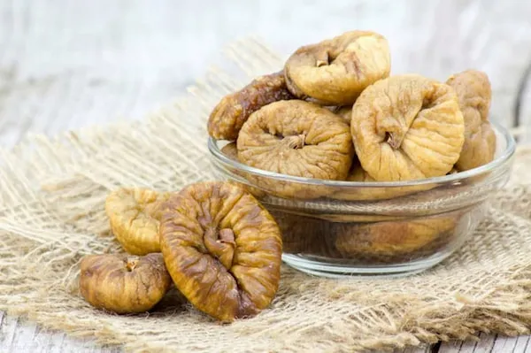 قیمت خرید انجیر خشک پهن + طرز تهیه